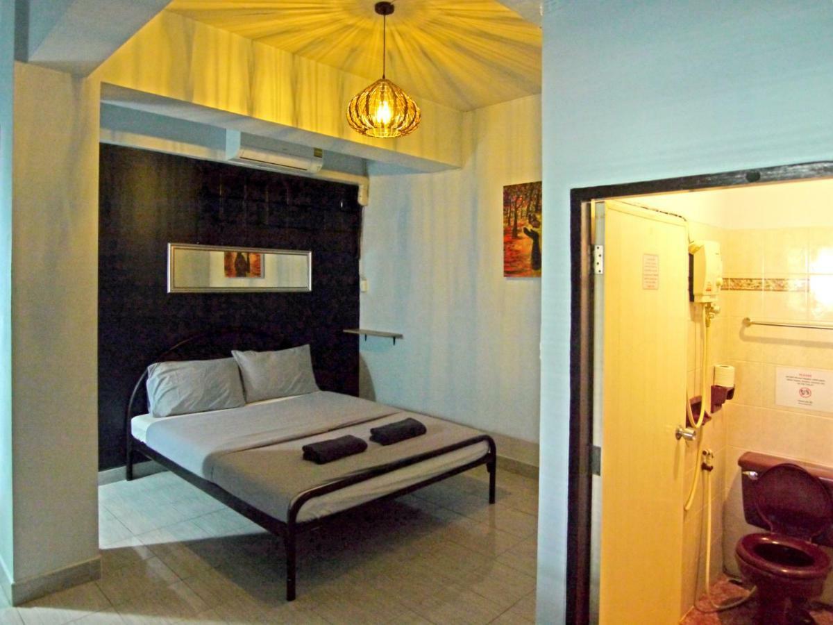 Mam'S House Khaosan Hotel Банкок Екстериор снимка